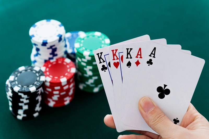 Luật chơi cơ bản game bài đổi thưởng Poker